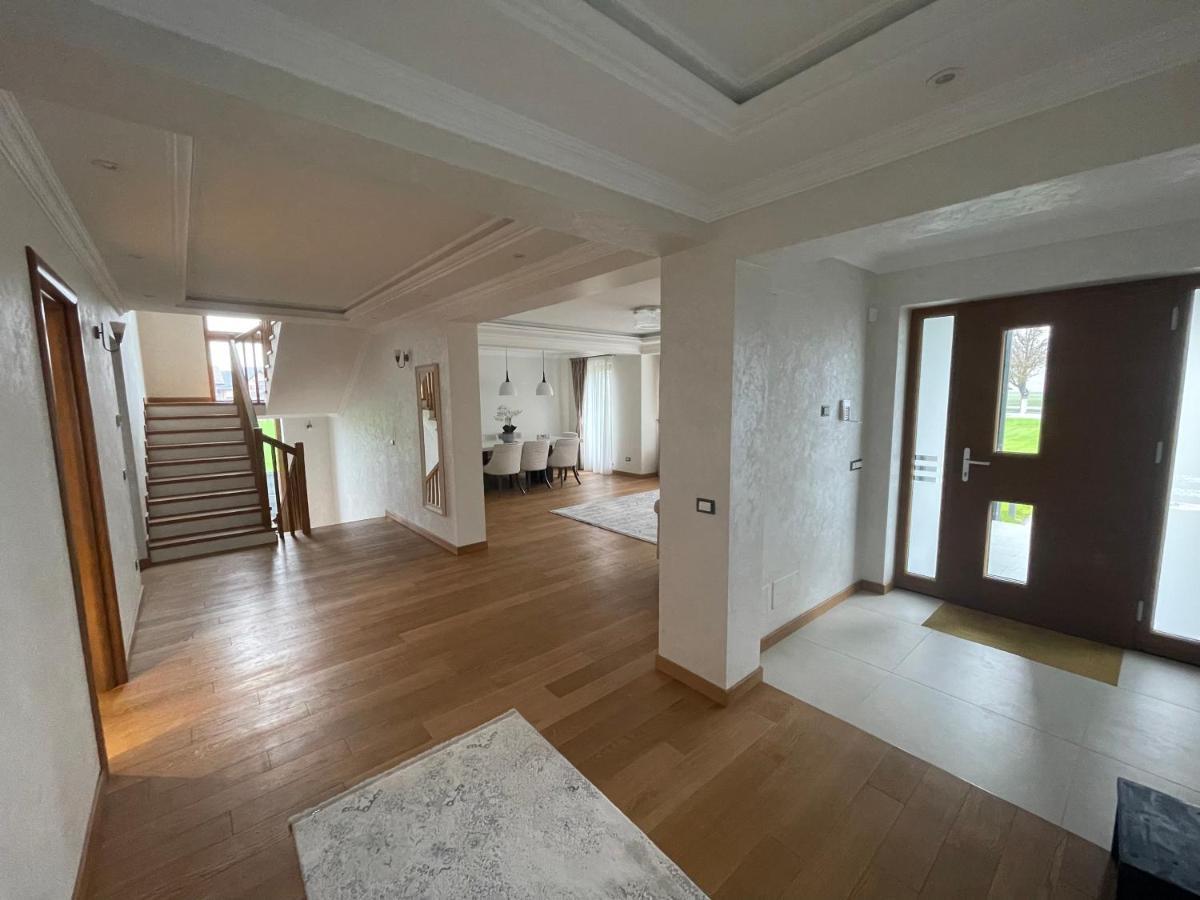 Sunny House Suceava Exterior foto