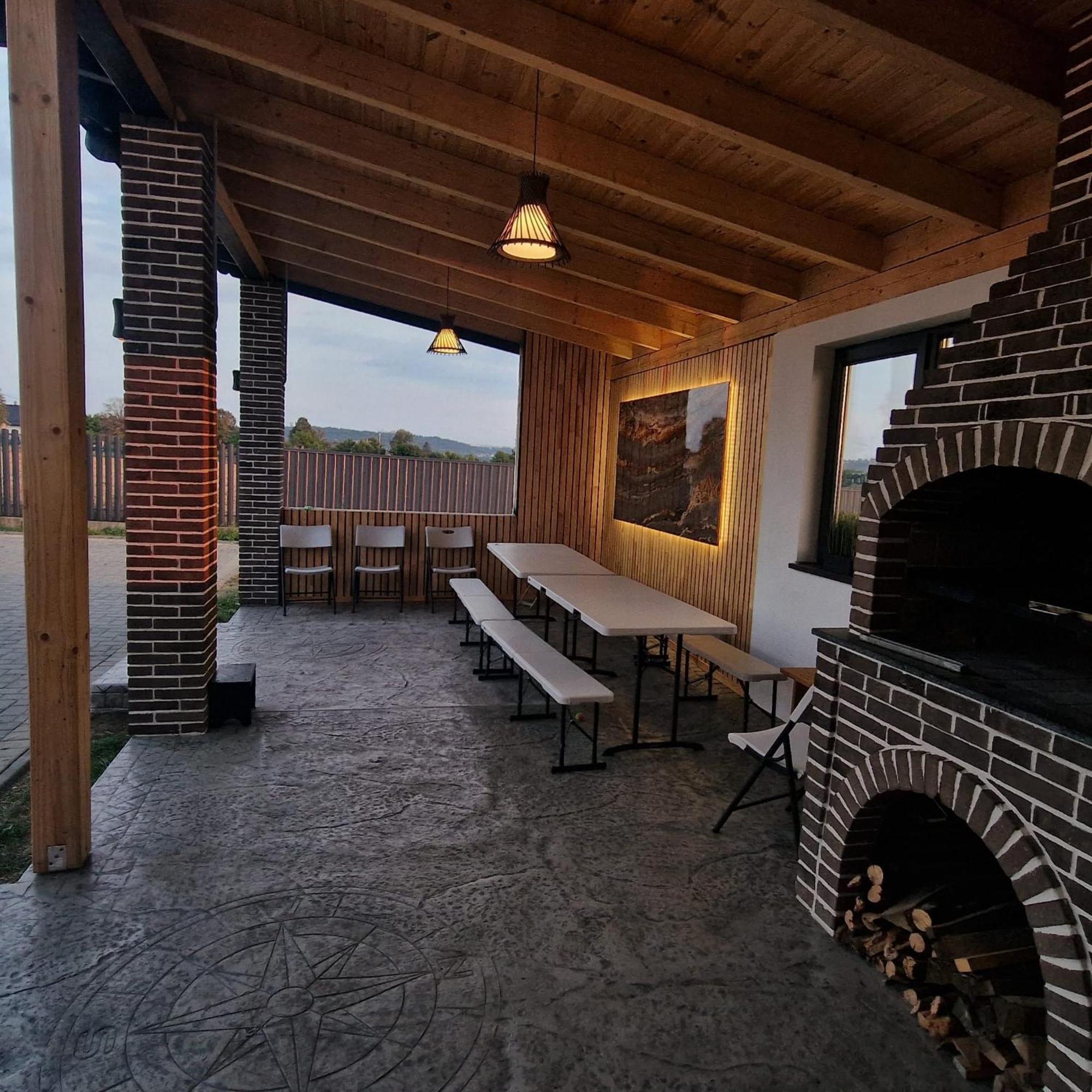 Sunny House Suceava Exterior foto