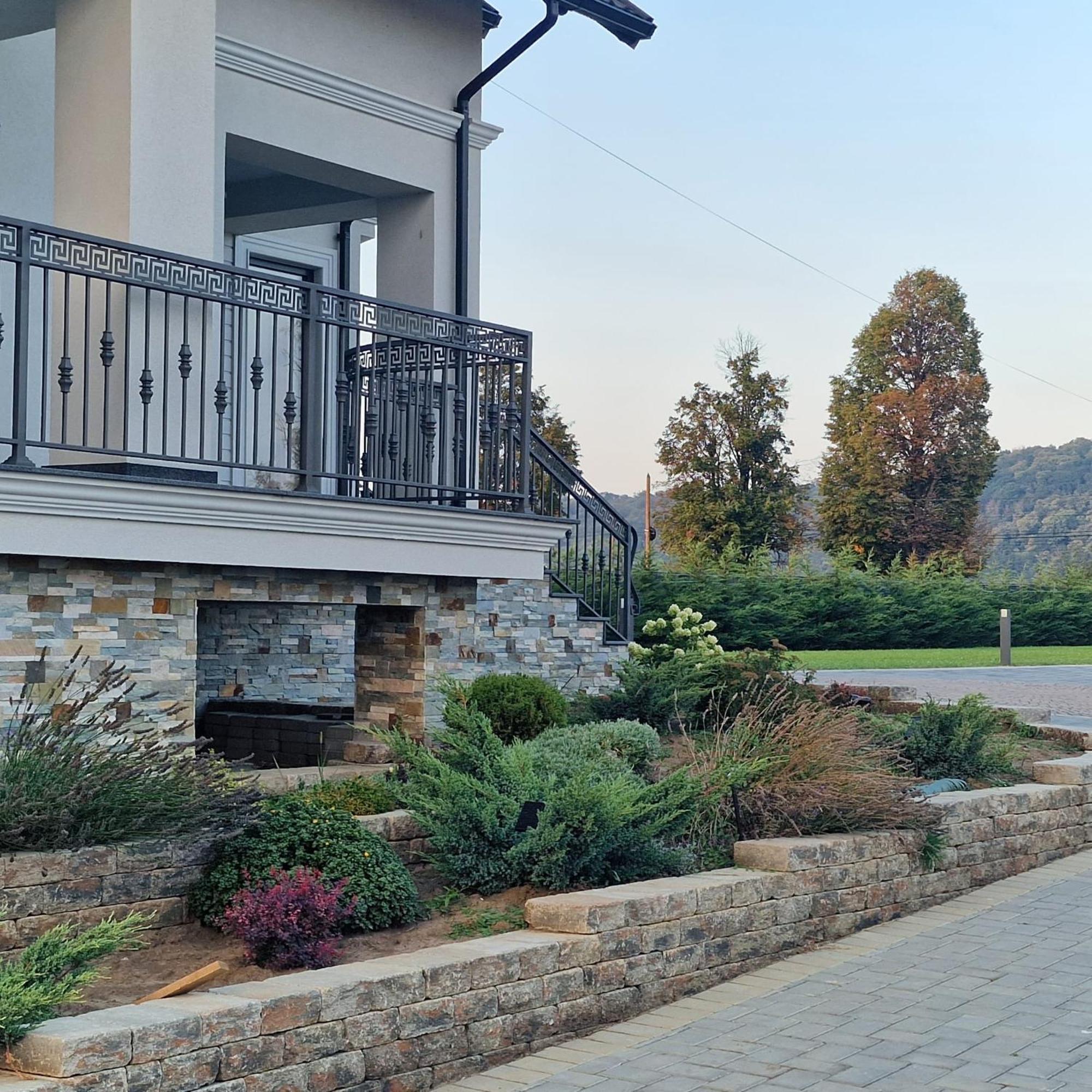 Sunny House Suceava Exterior foto